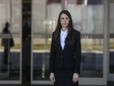 Dosedanja direktorica NPU Petra Grah Lazar je preme&scaron;čena v vodstvo generalne policijske uprave. Med drugim bo opravljala naloge s področja re&scaron;evanja zaostankov pri preiskovanju kaznivih dejanj.