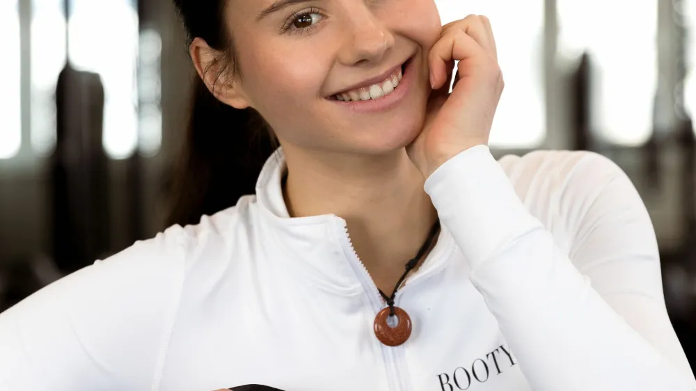 Antea popolna zadnjica