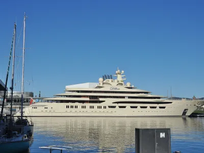 Dilbar 156 metrov <br>Največja jahta oligarha Ali&scaron;erja Usmanova