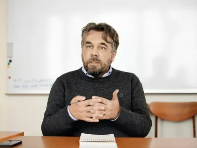 Mitja Sardoč (PhD), vi&scaron;ji znanstveni sodelavec, Pedago&scaron;ki in&scaron;titut<br>Mitja Sardoč (PhD) je zaposlen kot raziskovalec na Pedago&scaron;kem in&scaron;titutu v Ljubljani, kjer je član centra za filozofijo vzgoje.<br>
