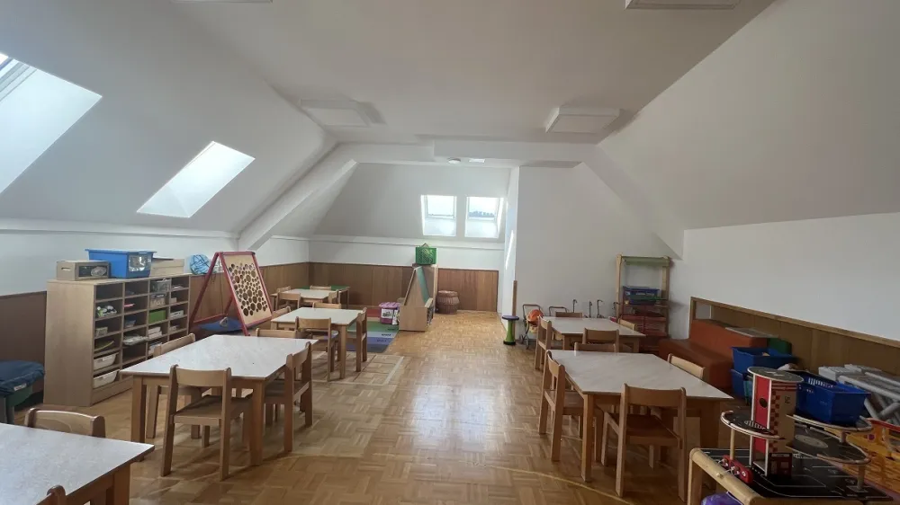 V vrtcu Sonček v Hrastniku so hkrati z energetsko sanacijo stavbe prenovili tudi notranje prostore.&nbsp;