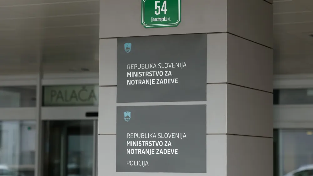 Ljubljana, ministrstvo za notranje zadeve.<br>Izjava novega v. d. generalnega direktorja policije Senada Jusica po opravljeni primopredaji poslov.
