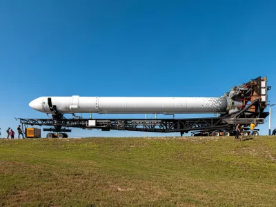 FILE PHOTO: Relativity Space's 3D-printed rocket Terran 1 sits is rolled out to the launch pad at the Cape Canaveral Air Force Station in this December 7, 2022 photograph released ahead of its scheduled launch in Cape Canaveral, Florida, March 8, 2023. Trevor Mahlmann/Relativity Space via REUTERS/Handout/File Photo