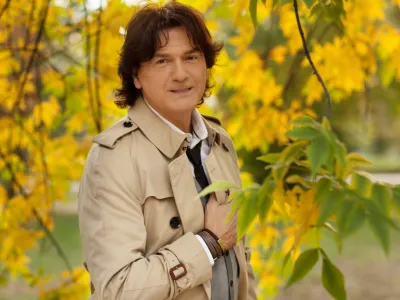 zdravko čolić, pevec