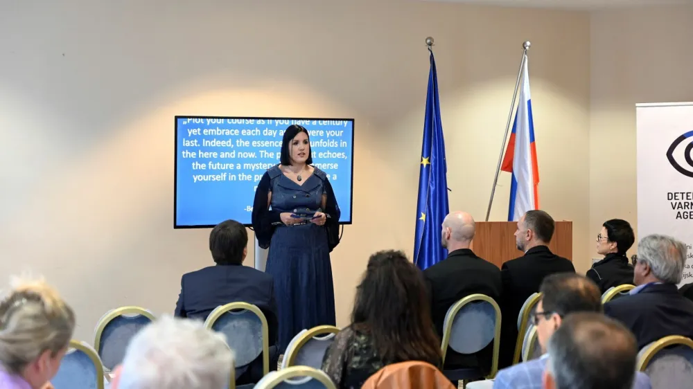 Konferenca detektivi