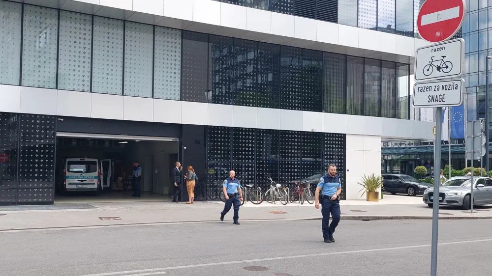 Ljubljana, Hotel InterContinental.<br>Preiskava Financne uprave v hotelu InterContinental.<br>Foto: STA