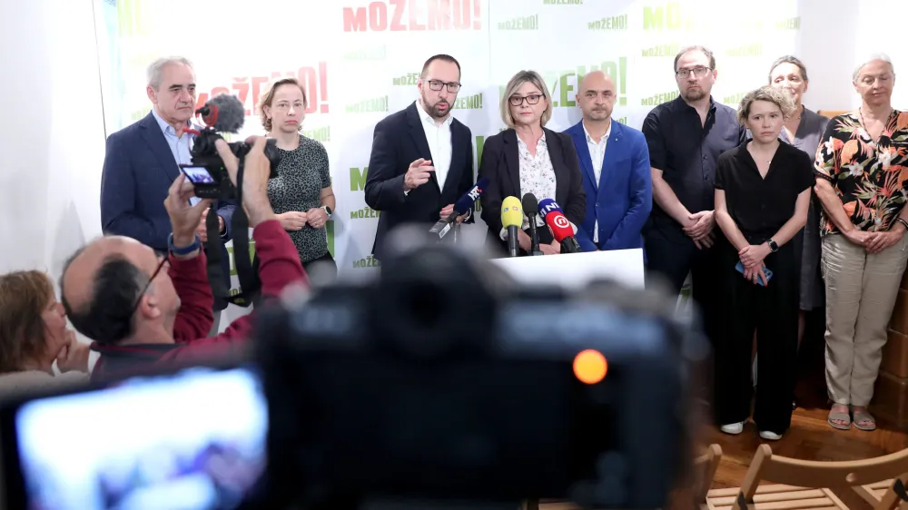 27.06.2023., Zagreb - Na konferenciji za medije odrzanoj nakon sjednice Vijeca stranke Mozemo Tomislav Tomasevic i Sandra Bancic objavili su odluku sa Mozemo ide samostalno na parlamentarne izbore. Photo: Patrik Macek/PIXSELL