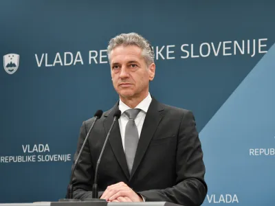 Ljubljana, vlada.<br>Predsednik vlade Robert Golob je dal izjavo za medije glede odstopa ministra za zdravje Danijela Besica Loredana.