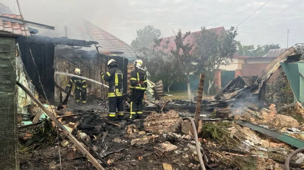 Rescuers work at a site of buildings damaged in the night by Russian drone and missiles strike, amid Russia's attack on Ukraine, in Kyiv region, Ukraine August 30, 2023. Press service of the State Emergency Service of Ukraine/Handout via REUTERS ATTENTION EDITORS - THIS IMAGE HAS BEEN SUPPLIED BY A THIRD PARTY. MANDATORY CREDIT.