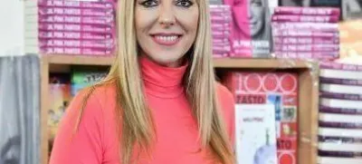 Pisateljica Olivera Cirkovic je prodala ze vec kot sto tisoc svojih knjig.<br>(foto: Osebni arhiv Olivera Cirkovic) 