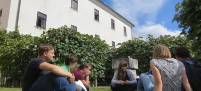 Ena izmed delavnic na idiličnem vrtu cistercijanskega smaostana<br>Stična 2016
