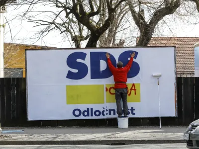  jumbo plakat stranke SDS - 08.02.2022 - Parlamentarne volitve 2022 - Volitve devetega sklica Državnega zbora Republike Slovenije - predvolilni plakati - //FOTO: Luka Cjuha