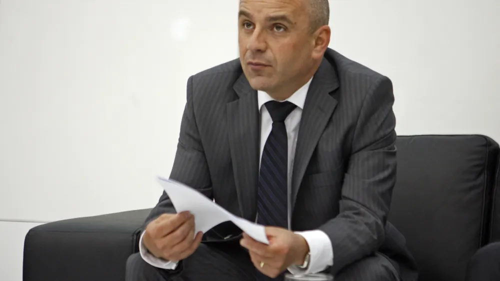 Marjan Hribar, generalni direktor direktorata za turizem in internacionalizacijo na ministrstvu za gospodarski razvoj in tehnologijo - Mednarodna konferenca o pomenu tujih investicij za razvoj Slovenije FDI Summmit 2012 - okrogla miza z naslovom Tuj kapital kot del verodostojne strategije razvoja, //FOTO: