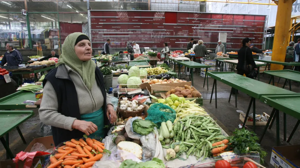 -Tržnica Markale, Sarajevo (Bosna)<br><br><br>//FOTO: Tomaž Skale<br>OPOMBA: ZA OBJAVO V ČASOPISU DNEVNIK