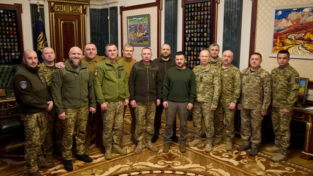 Ukraine's President Volodymyr Zelenskiy poses for a picture with Commander in Chief of the Ukrainian Armed Forces Colonel General Oleksandr Syrskyi, Defence Minister Rustem Umerov and newly appointed top military commanders after a meeting, amid Russia's attack on Ukraine, in Kyiv, Ukraine February 10, 2024. Ukrainian Presidential Press Service/Handout via REUTERS ATTENTION EDITORS - THIS IMAGE HAS BEEN SUPPLIED BY A THIRD PARTY.