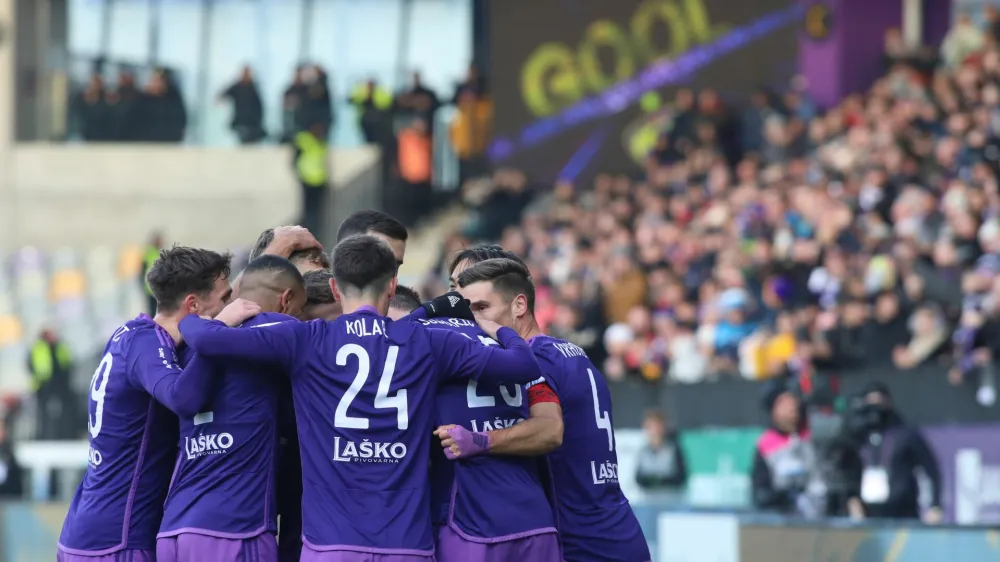 Maribor - nogomet - derbi - Nk Maribor in Nk Olimpija - gol