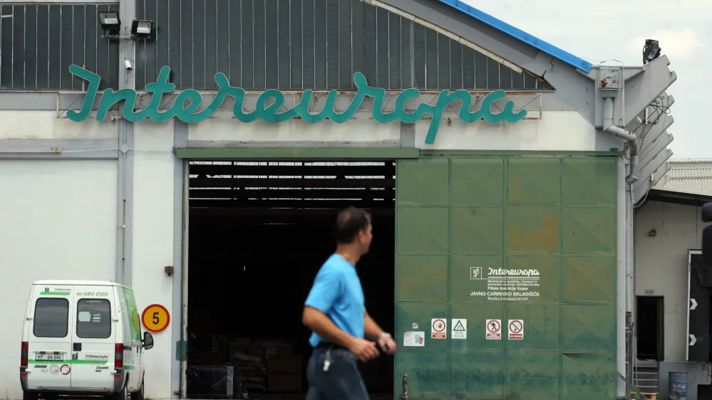 Skup&scaron;čina koprske logistične družbe Intereuropa, ki je v večinski lasti Po&scaron;te Slovenije, je v četrtek izglasovala, da se družba umakne z Ljubljanske borze. Foto: Luka Cjuha