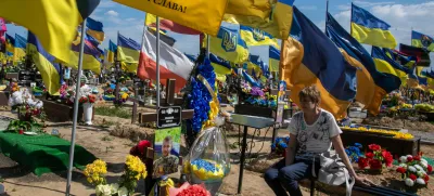 Harkiv vojaško pokopališče 1805.2024 - UKRAJINA - Reportaža Ukrajina pred poletno ofenzivoFOTO: Luka Cjuha