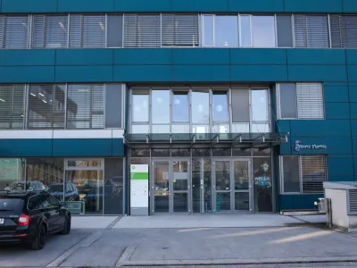 Za nakup Gorenja Gostinstva je po na&scaron;ih podatkih Sovita oddala najbolj&scaron;o ponudbo, trenutno pa usklajujejo pogodbene podrobnosti za zaključek posla.&nbsp;