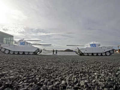 - ilustrativna fotografija - tank- NORVE&Scaron;KA 2011- Oslo/FOTO: Bojan Velikonja