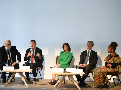 podpredsednica vlade in ministrica za zunanje in evropske zadeve Tanja Fajon, generalni komisar Agencije Združenih narodov za pomoč in zaposlovanje palestinskih beguncev na Bližnjem vzhodu Philippe Lazzarininamestnik izvr&scaron;ne direktorice Svetovnega programa za hrano Carl Skau nacionalna koordinatorka Karitasa Malawi Chimwemwe Nyambose Ndhlovu21.10. 2024 Slovenski humanitarni forum in mednarodna konferenca v okviru Slovenskih razvojnih dniFOTO: Nik Erik Neubauer