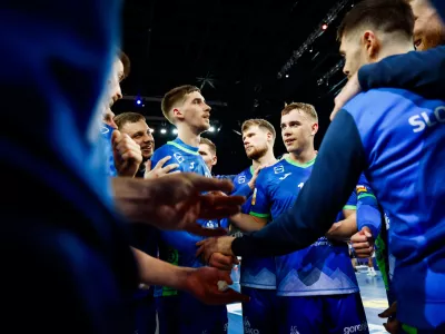 Hrvaska, Zagreb.Svetovno prvenstvo v rokometu za moske.Tekma skupinskega dela med Slovenijo in Kubo.Slovenska rokometna reprezentanca.Foto: kolektiff