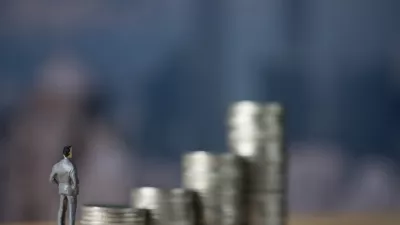 denar, zaposlitve, kariera