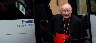 FILE PHOTO: Cardinal Theodore Edgar McCarrick from U.S. arrives for a meeting at the Synod Hall in the Vatican March 7, 2013. Catholic cardinals said on Tuesday they wanted time to get to know each before choosing the next pope and meanwhile would seek more information on a secret report on alleged corruption in the Vatican. REUTERS/Alessandro Bianchi/File Photo