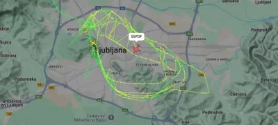 Kroženje skupine letal nad Ljubljano. Foto: Flightradar24