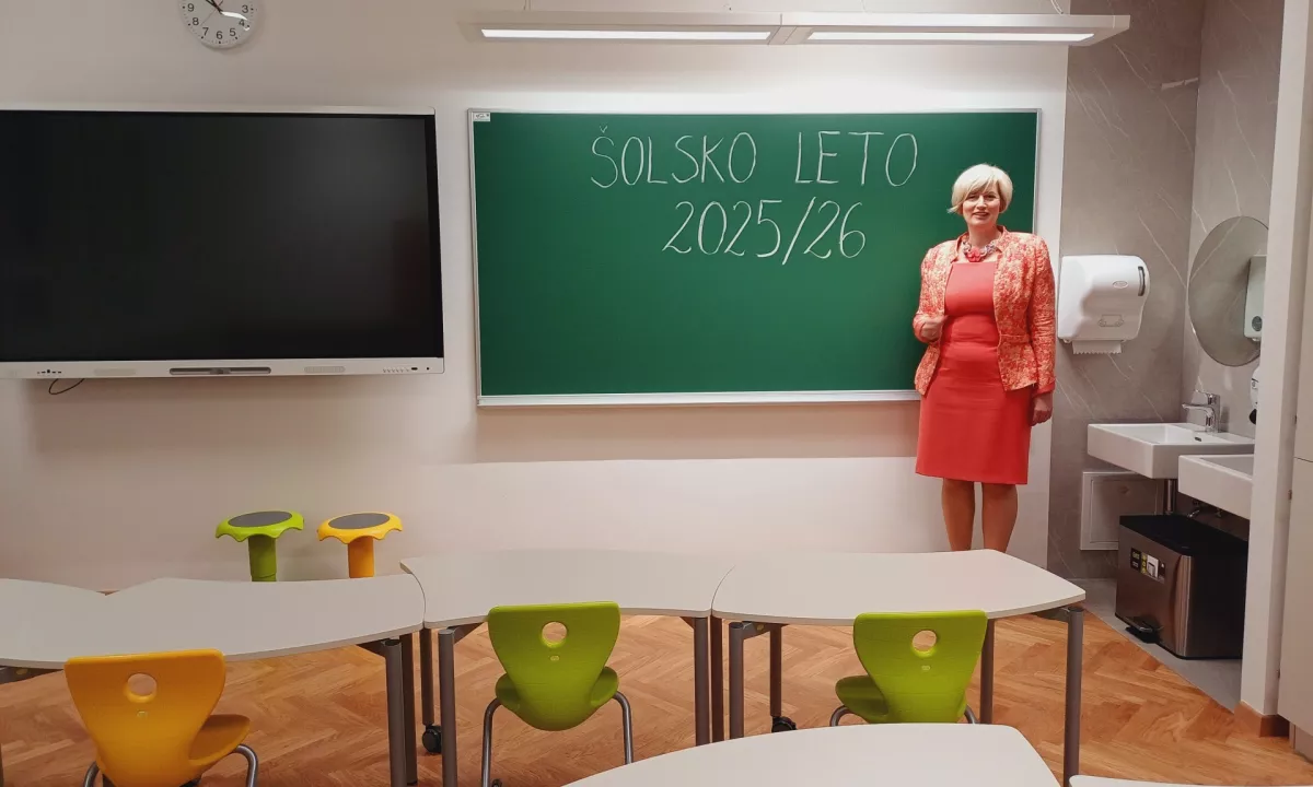 Nazaj v šolske klopi brez prostorske stiske