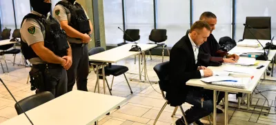 Cezar policistom očita, da so ga aretirali po navodilih iz Bosne