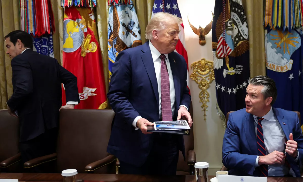 Trump obtožuje Sorosa financiranja nasilnih protestov v ZDA