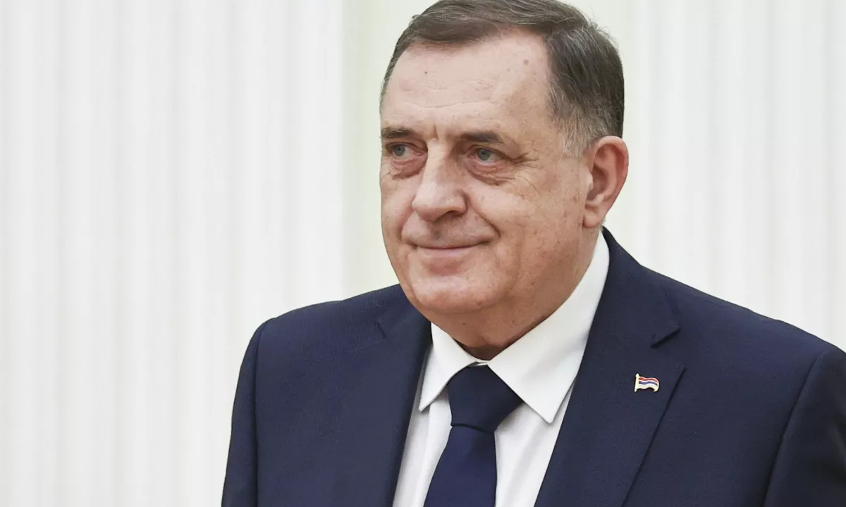 V Republiki Srbski bodo novembra volili Dodikovega naslednika
