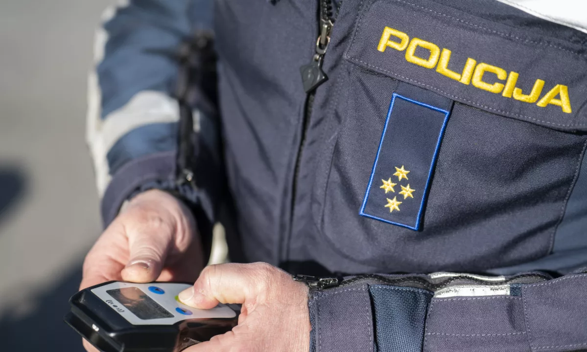 V Ljubljani oškodovanec izsledil tatu, ki je ukradel torbo