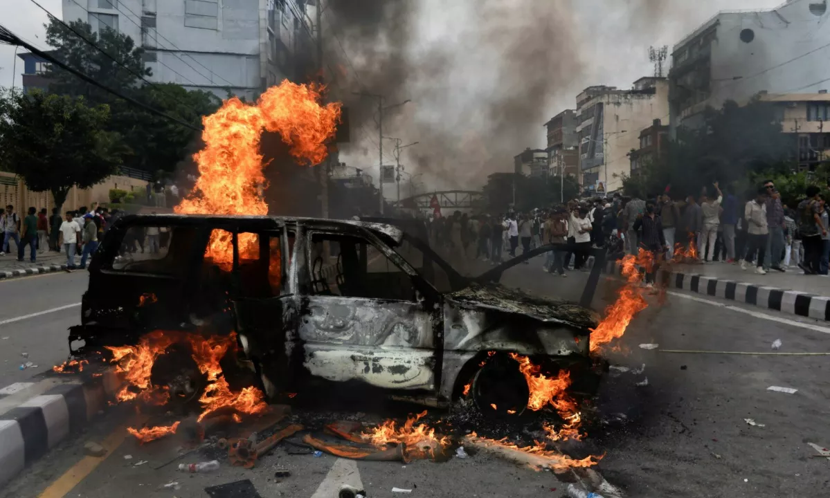 Na protestih proti blokadi družbenih omrežij najmanj 16 mrtvih