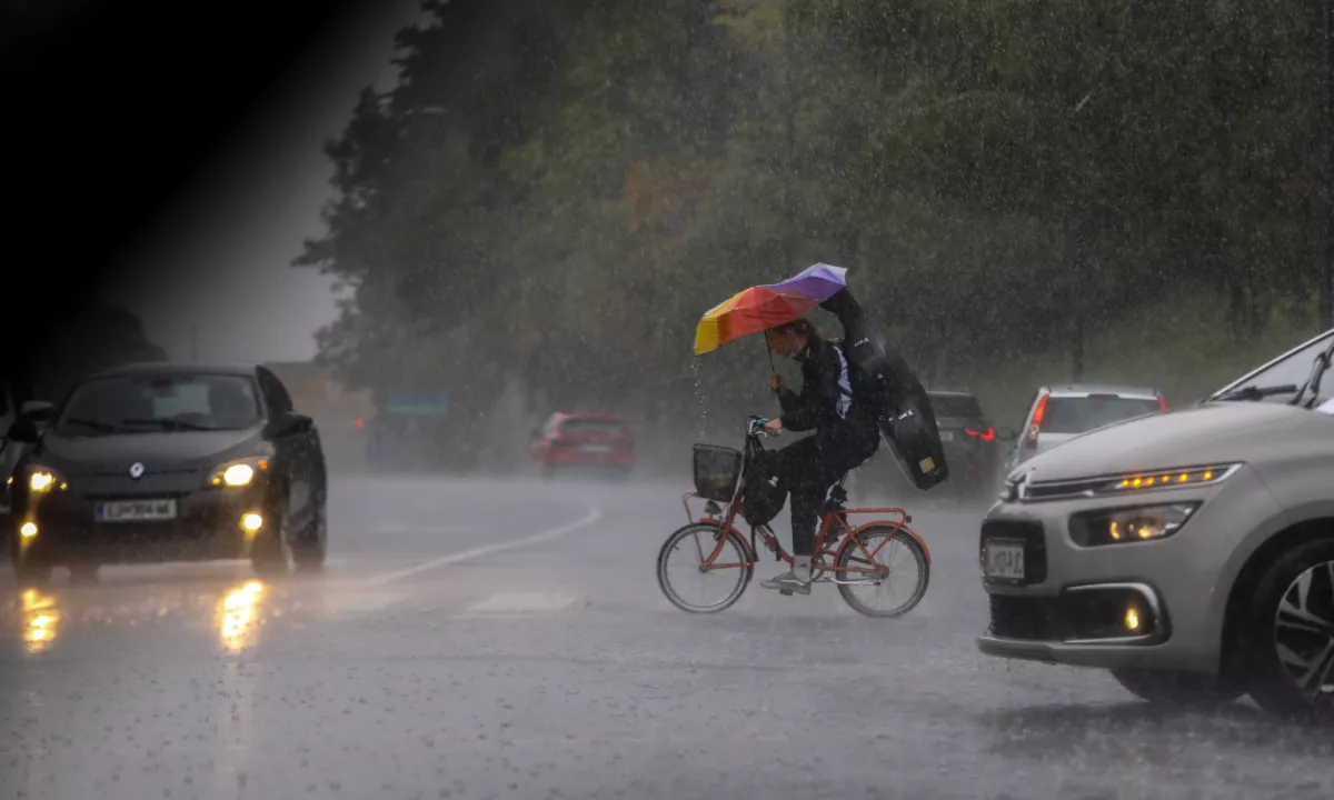 Prihajajo dolgotrajni nalivi in poplave