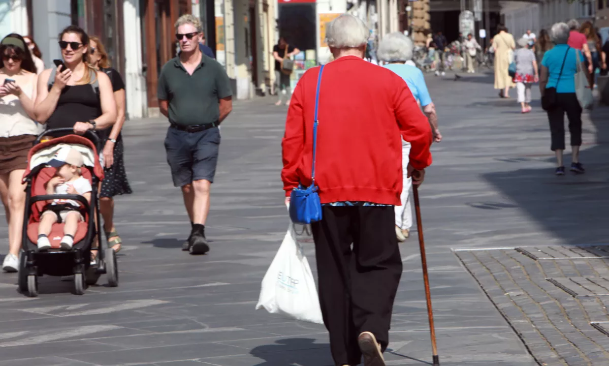 Pokojninska reforma: Kako se bodo pokojnine usklajevale s plačo in inflacijo?