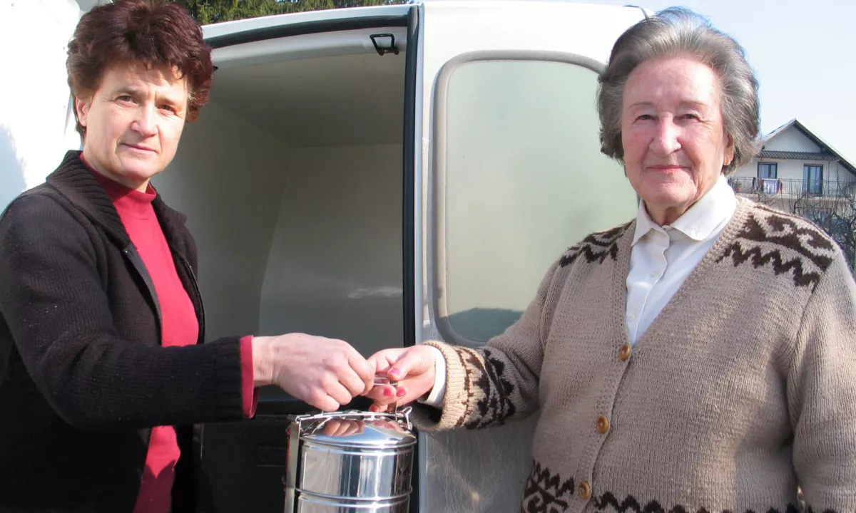 Zavod Jutro zavrača očitke o kakovosti in obsegu pomoči na domu