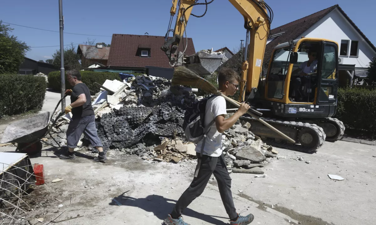 SDH nakazal skoraj 85 milijonov evrov za popoplavno obnovo