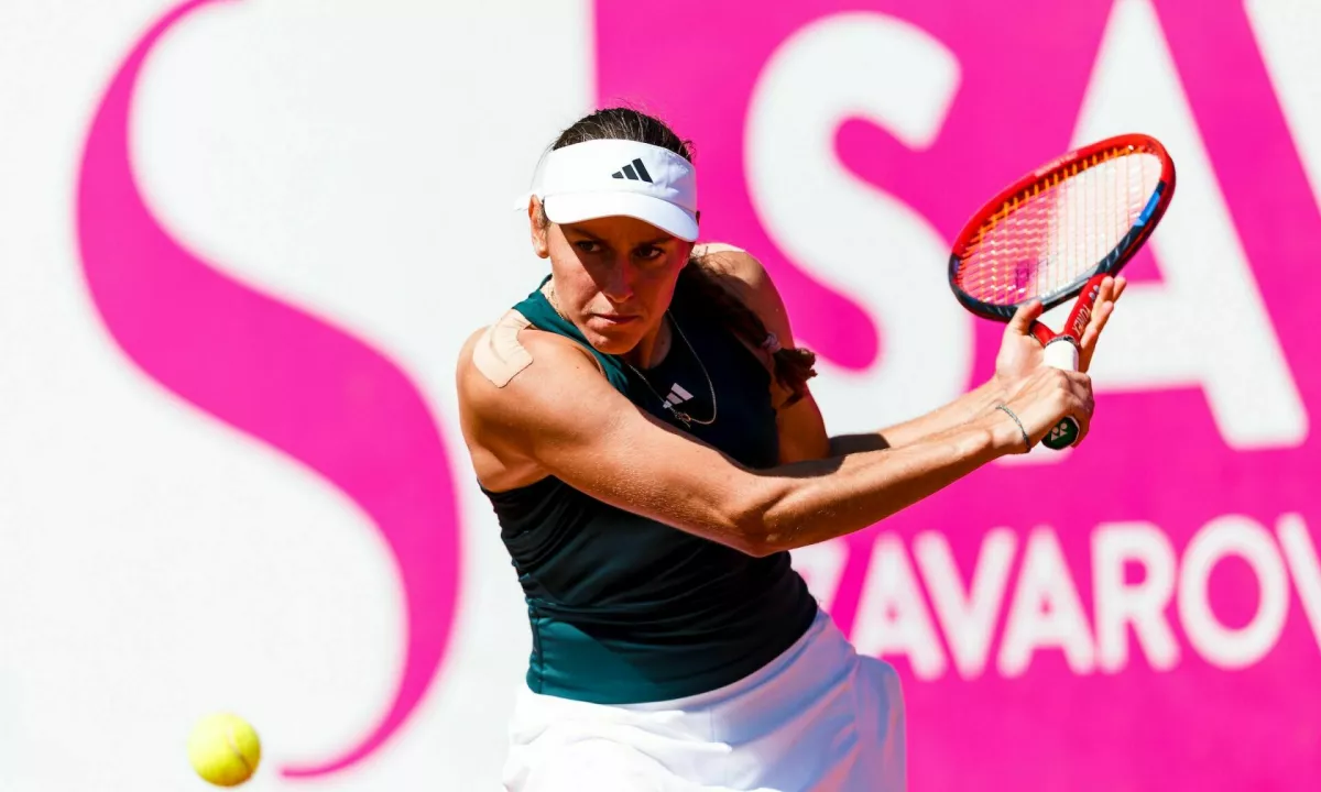 Kaja Juvan na turnirju WTA v Tivoliju prek Madžarke ekspresno v polfinale