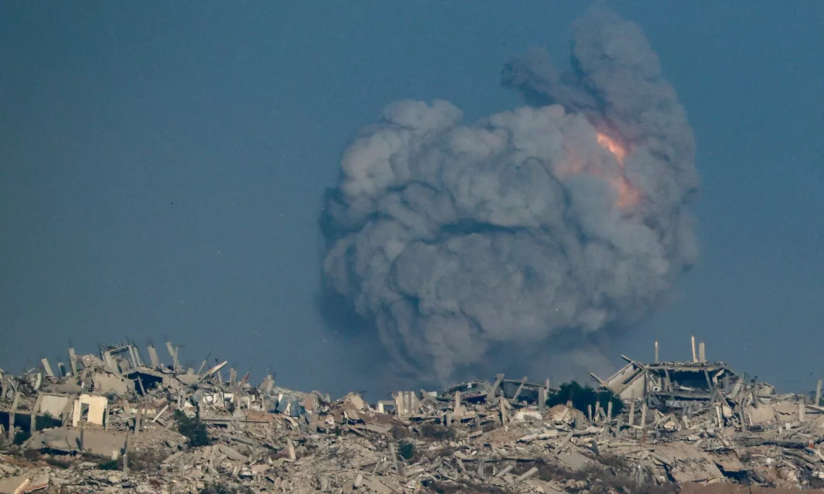 Rubio išče novo možnost za konec vojne, islamski svet pripravlja obsodbo