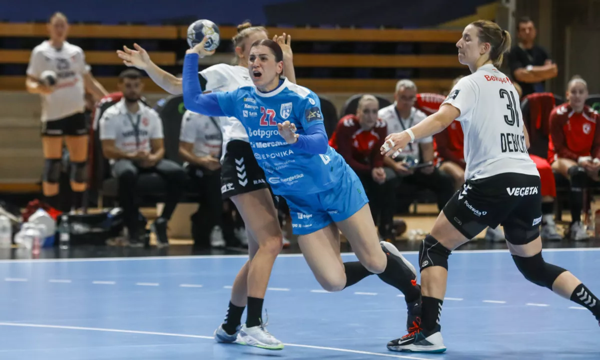 Tudi po drugi tekmi sklonjenih glav