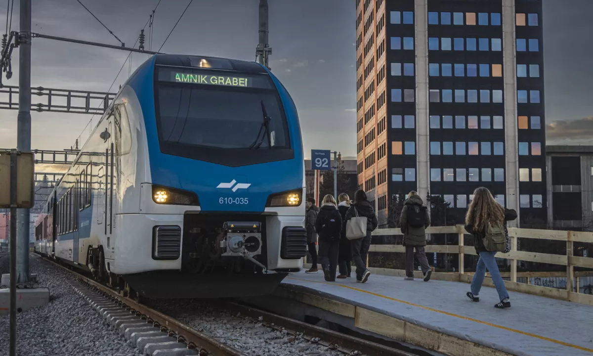 Policija in Slovenske železnice izvajajo preventivno akcijo za večjo varnost v železniškem prometu