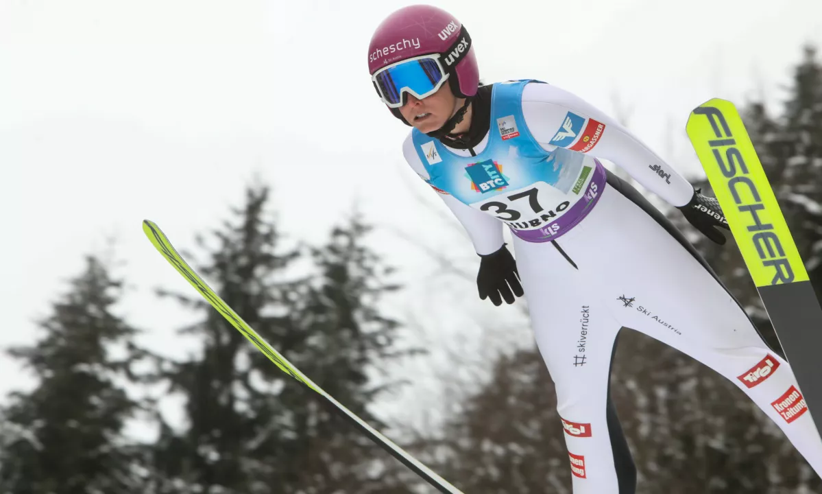 Najboljša avstrijska skakalka Jacqueline Seifriedsberger je končala kariero