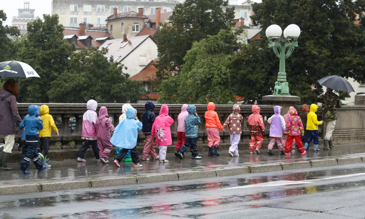 Slovenijo zajele padavine in nevihte, na Hrvaškem poplave