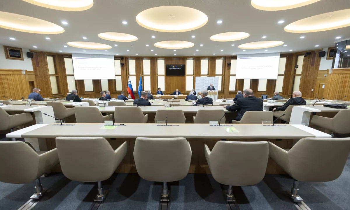 Veto na novelo zakona o organiziranosti in delu v policiji