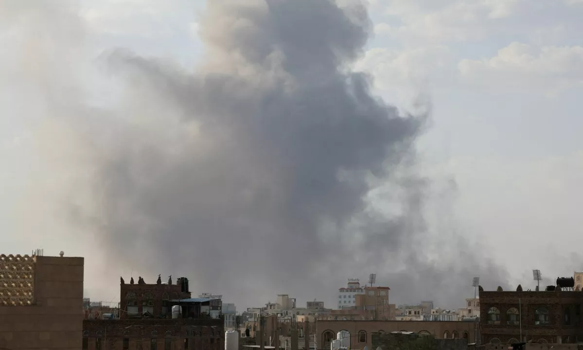 V izraelskih napadih na jemensko prestolnico ubitih devet ljudi