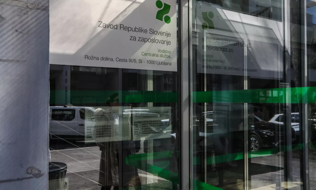Zavod za zaposlovanje ukrepal zoper podjetja družine Bobnar