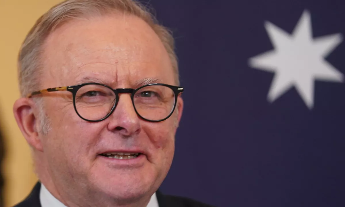 Peticijo proti uvedbi digitalnih osebnih izkaznic na Otoku podpisalo več kot milijon ljudi