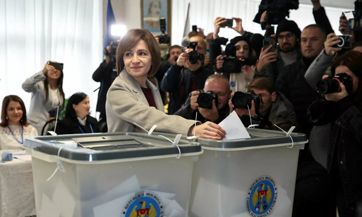 V Moldaviji prelomne parlamentarne volitve: predsednica Kremelj obtožila kupovanja glasov